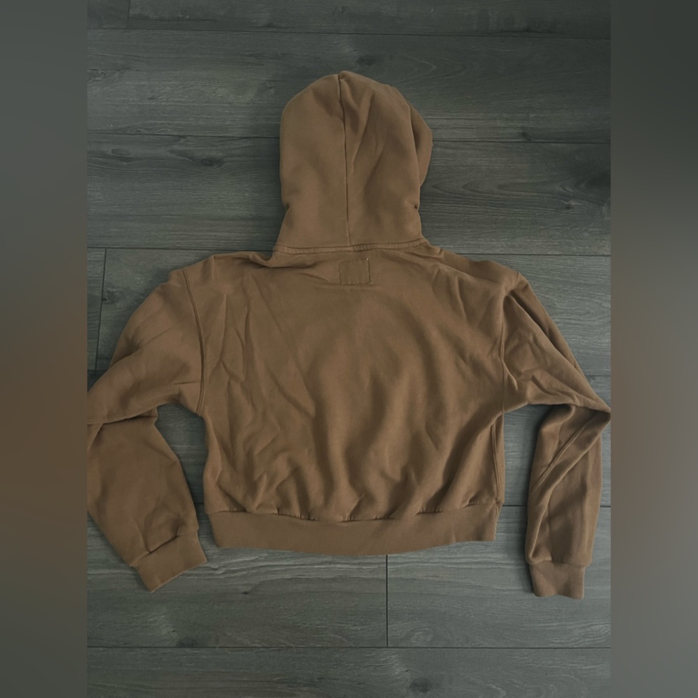 Abercrombie and Fitch (Soft A&F Collection) Crop Hoodie! - Picture 3 of 7